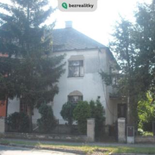Prodej rodinného domu 209 m² Hradec Králové