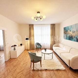 Prodej bytu 4+kk 104 m² Praha