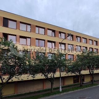 Prodej bytu 3+kk 69 m² Hradec Králové, K Sokolovně