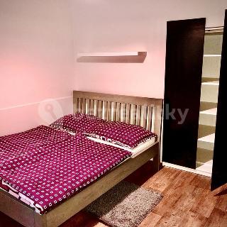 Prodej bytu 1+kk, garsoniery 30 m² Praha