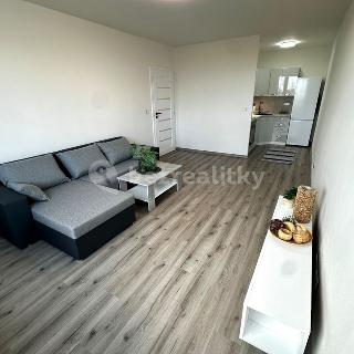 Prodej bytu 2+kk 47 m² Kladno, Mládežnická