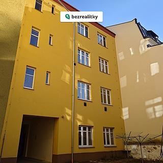 Prodej bytu 2+kk 52 m&sup2; Dvůr Králové nad Labem