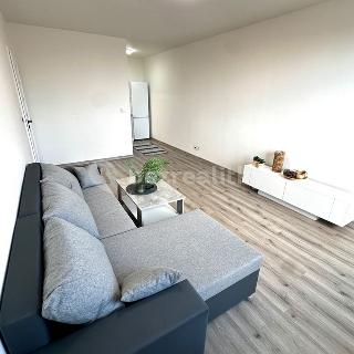 Prodej bytu 2+kk 47 m² Kladno, Mládežnická