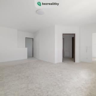 Prodej bytu 3+1 73 m² Žiželice, Komenského