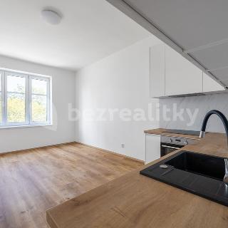 Prodej bytu 3+kk 67 m² Slaný, Stehlíkova