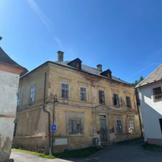 Prodej rodinného domu 773 m² Úterý