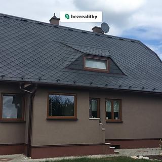 Prodej rodinného domu 303 m&sup2; Bruntál