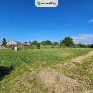 Prodej stavební parcely 785 m² Kly, 