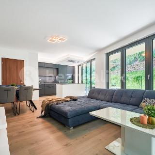 Prodej bytu 4+kk 253 m² Praha, Na Neklance