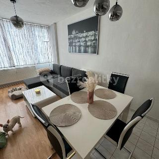 Prodej bytu 2+kk 38 m² Praha, Olštýnská