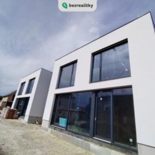 Prodej rodinného domu 110 m² Úhonice