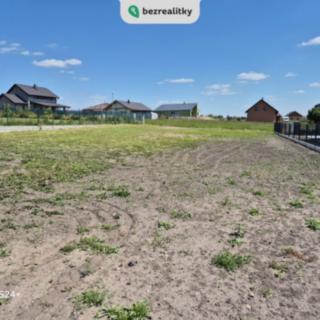 Prodej stavební parcely 860 m² Liblice