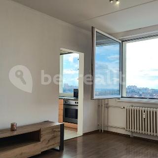 Prodej bytu 1+1 30 m² Praha, Kahovská