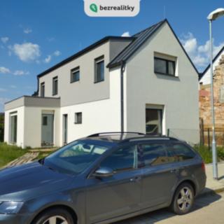Prodej rodinného domu 132 m² Veltrusy, Riegrova