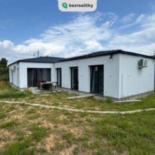 Prodej rodinného domu 180 m² Hřebeč