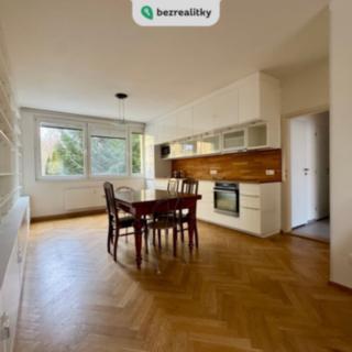 Prodej bytu 4+kk 82 m² Praha