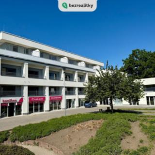 Prodej bytu 1+kk a garsoniéry 42 m² Praha, Mochovská