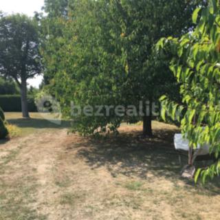 Prodej stavební parcely 1 761 m² Líbeznice, 