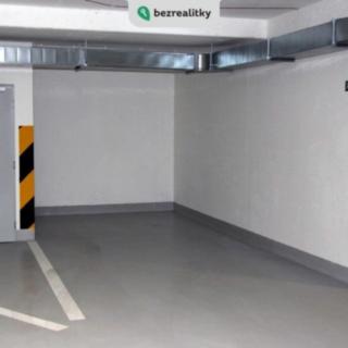 Prodej garáže 13 m² Praha Hostivař, Athénská