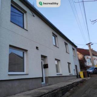 Prodej rodinného domu 300 m² Dolní Kounice