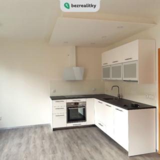 Prodej bytu 1+kk a garsoniéry 38 m² Praha, Netlucká