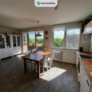 Prodej bytu 3+1 76 m² Odolena Voda