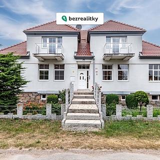 Prodej rodinného domu 600 m&sup2; Borač