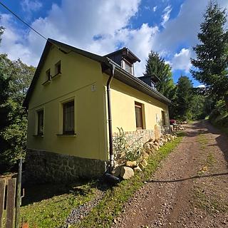 Prodej rodinného domu 92 m&sup2; Bernartice