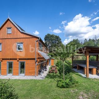 Prodej rodinného domu 330 m² Bojanovice, 