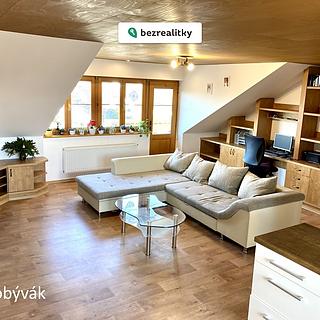 Prodej bytu 3+kk 140 m&sup2; Staré Město