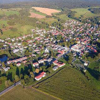 Prodej stavební parcely 6 392 m² Vojnův Městec, 