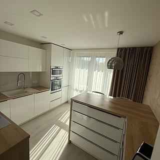 Prodej bytu 3+1 66 m&sup2; Ostrava