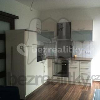 Prodej bytu 1+kk a garsoniéry 42 m² Praha, Pod lipami