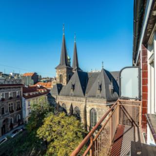 Pronájem bytu 1+1 30 m² Praha Nové Město, Biskupský dvůr