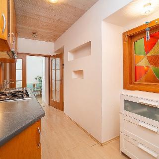 Pronájem bytu 3+1 59 m² Praha, Zelenky-Hajského