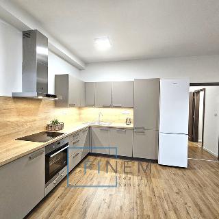 Pronájem bytu 3+kk 86 m² Kralupy nad Vltavou, Souběžná