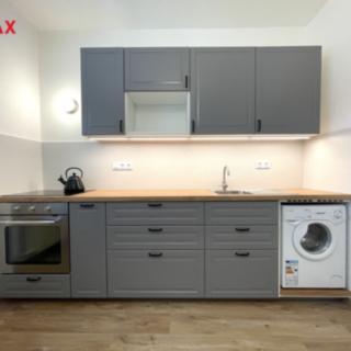 Pronájem bytu 2+kk 55 m² Praha Žižkov, Hartigova