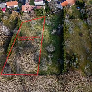 Prodej stavební parcely 2 426 m² Medový Újezd