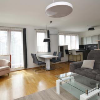 Pronájem bytu 2+kk 73 m² Praha