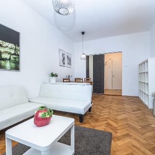 Pronájem bytu 2+kk 46 m² Praha, Schnirchova