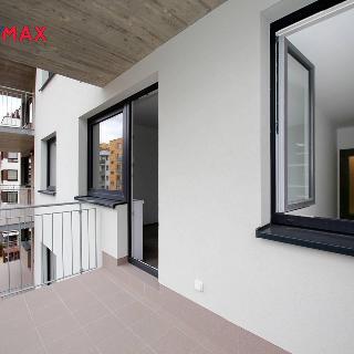 Pronájem bytu 2+kk 55 m² Praha, Zakšínská