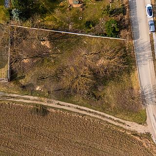 Prodej stavební parcely 1045 m&sup2; Vonoklasy
