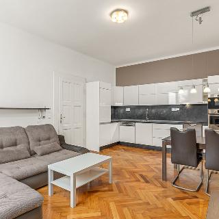 Pronájem bytu 2+kk 51 m² Praha, Mladoboleslavská