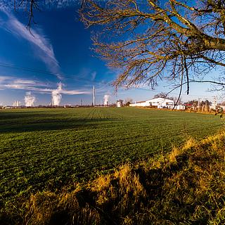 Prodej komerčního pozemku 10837 m&sup2; Veltrusy