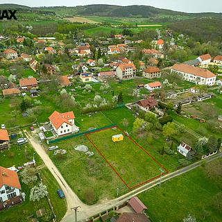 Prodej stavební parcely 1059 m&sup2; Všeradice