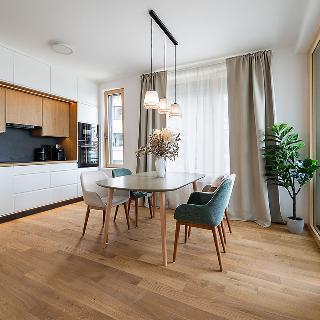 Prodej bytu 3+kk 79 m² Praha, U Komína