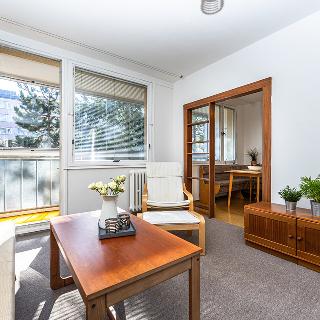 Pronájem bytu 4+1 67 m² Praha, Mimoňská