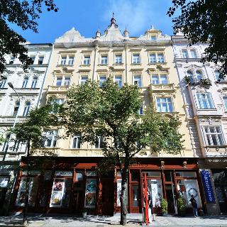 Prodej bytu 2+kk 62 m² Praha, Italská