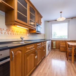 Pronájem bytu 3+1 75 m² Praha