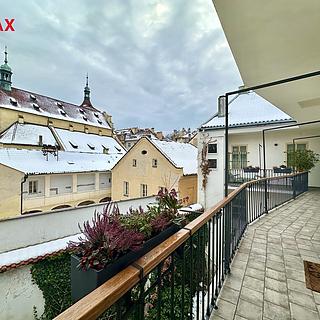 Pronájem bytu 1+1 39 m&sup2; Praha